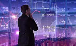 英国海军称一艘船只在霍尔木兹海峡遭到武装船只呼叫要求停船